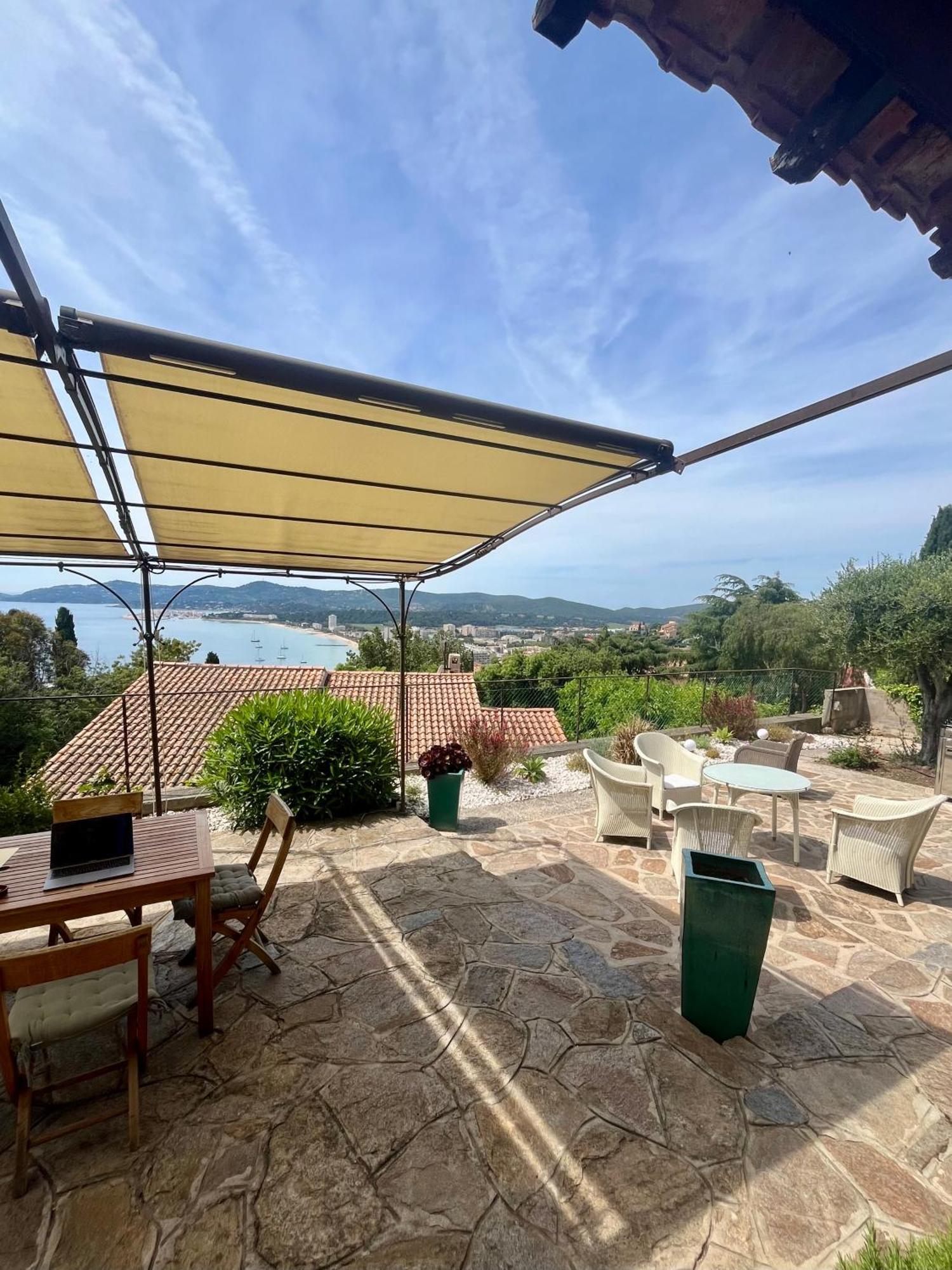 Paisible Vue Panoramique * Le Lavandou